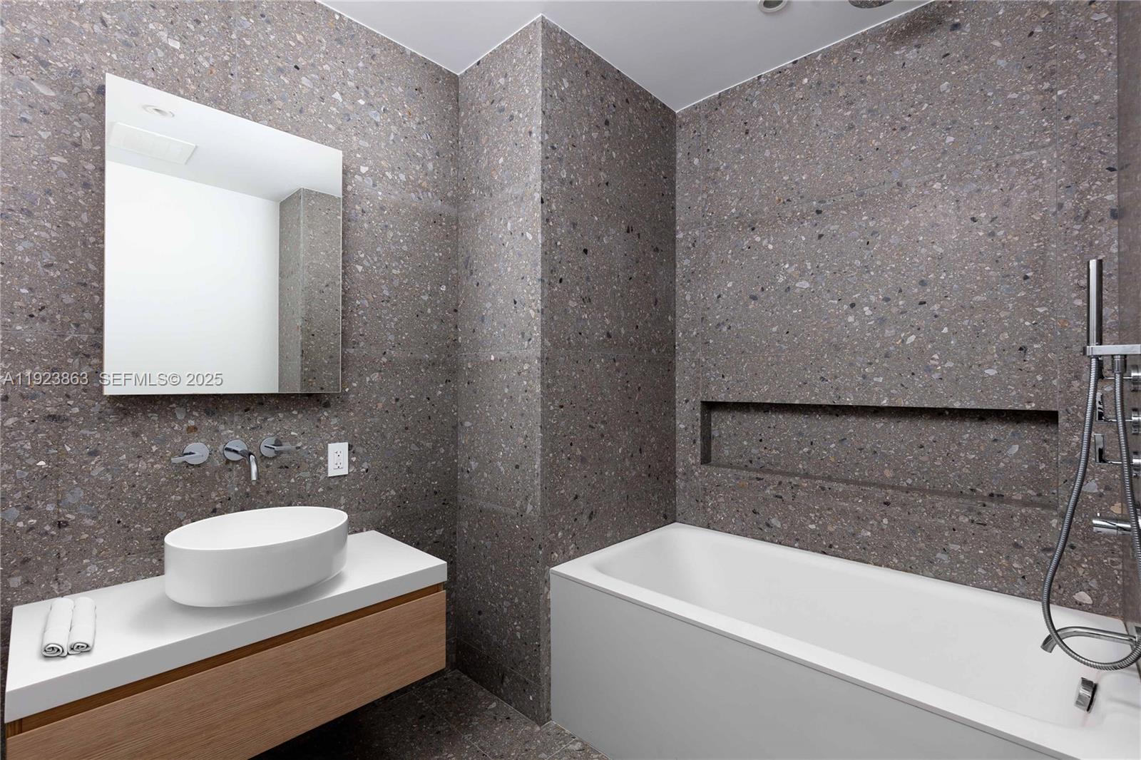 8701 Collins Avenue #902, Miami Beach FL 33154