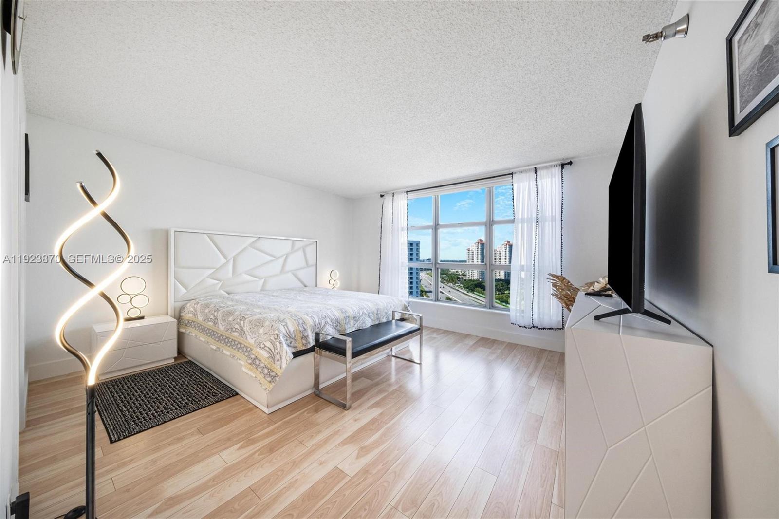 3400 NE 192nd St #1808, Aventura FL 33180
