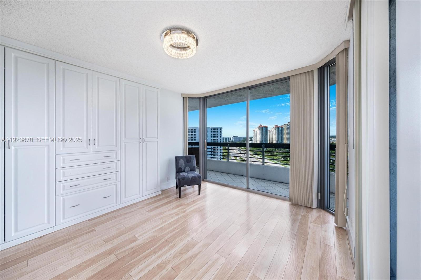 3400 NE 192nd St #1808, Aventura FL 33180