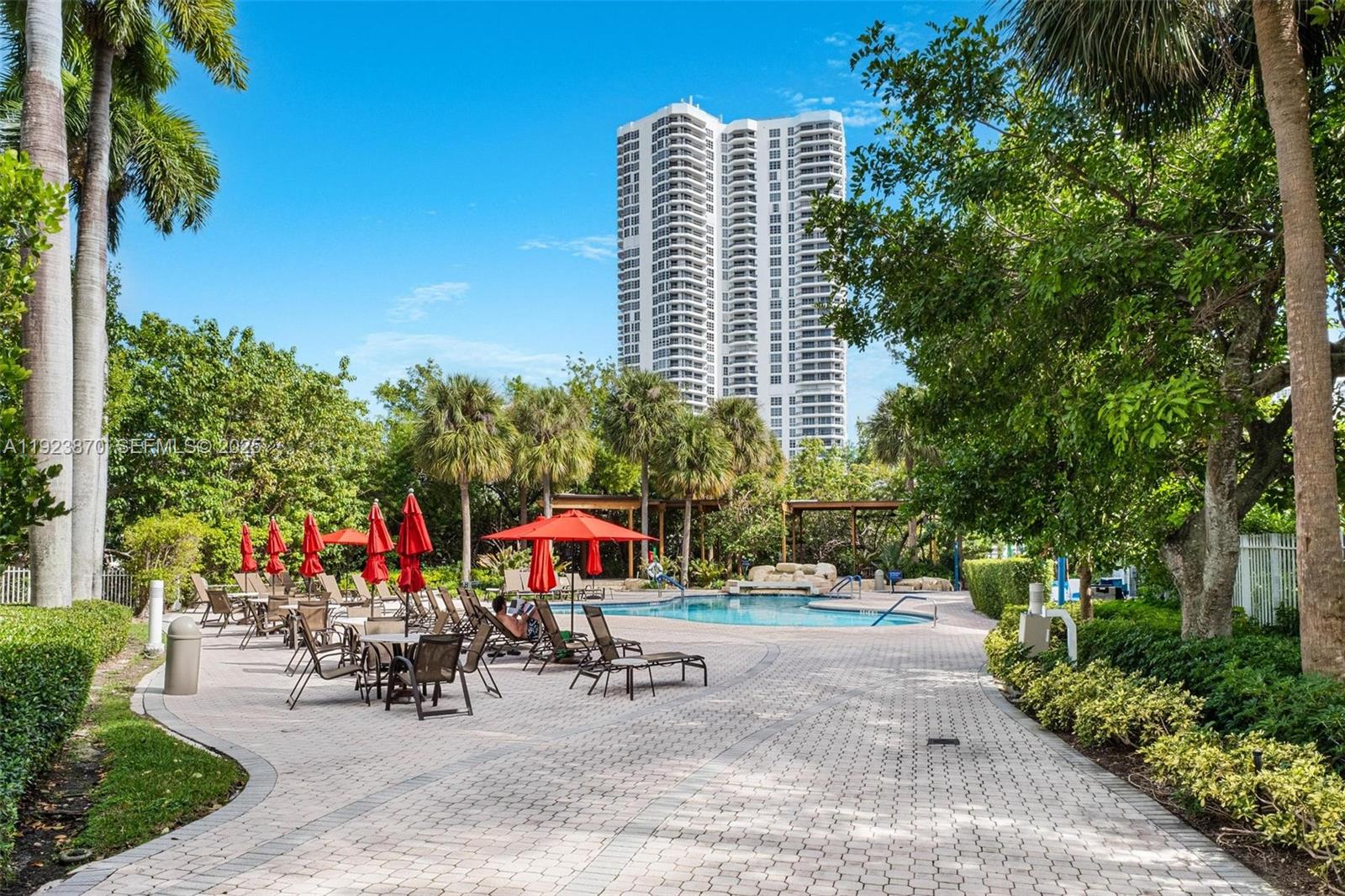 3400 NE 192nd St #1808, Aventura FL 33180