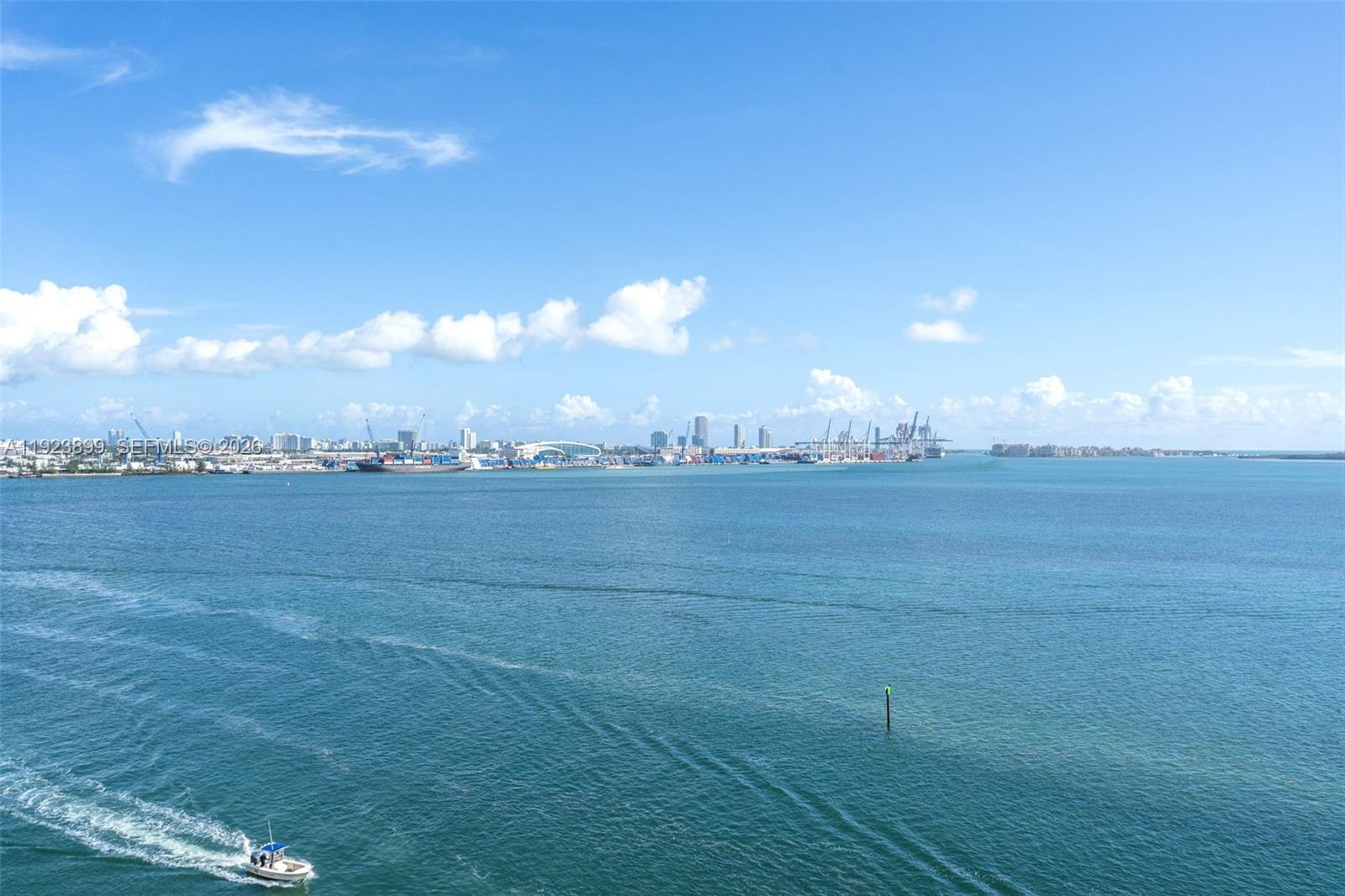 800 Claughton Island Dr #1202, Miami FL 33131