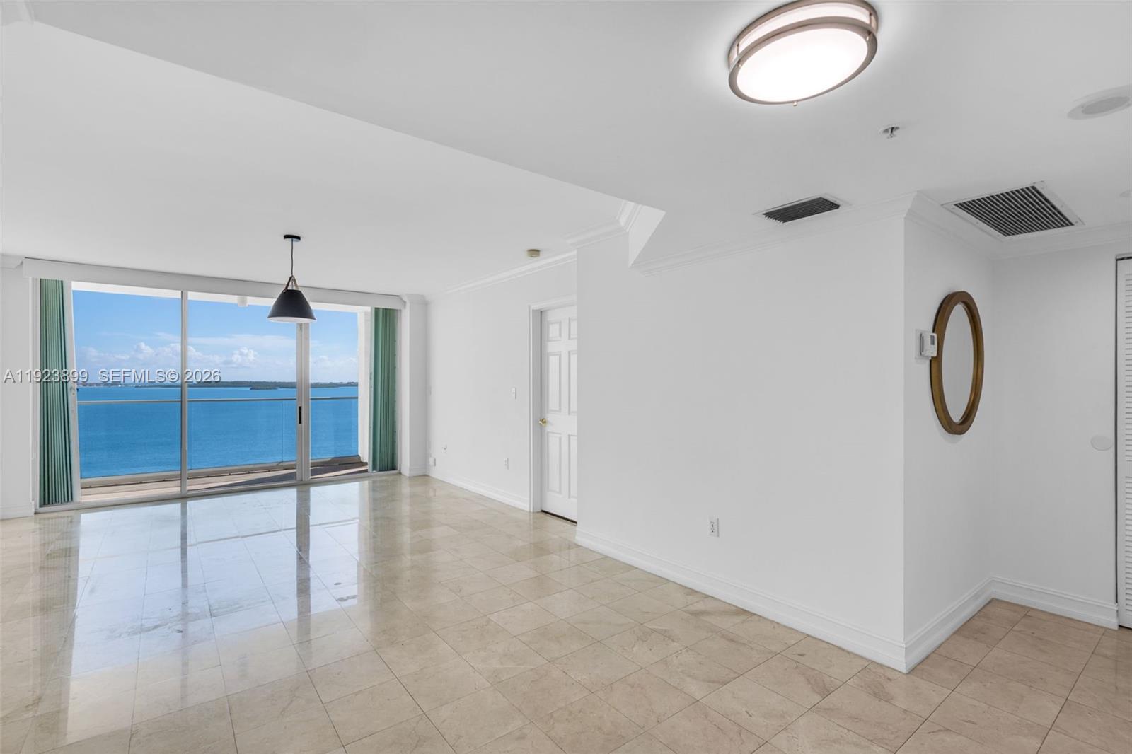 800 Claughton Island Dr #1202, Miami FL 33131