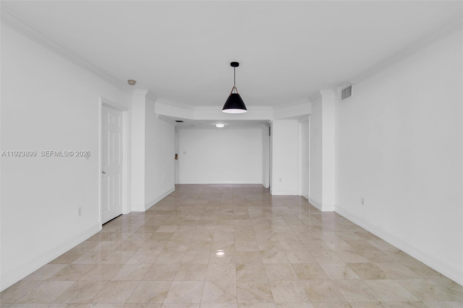 800 Claughton Island Dr #1202, Miami FL 33131