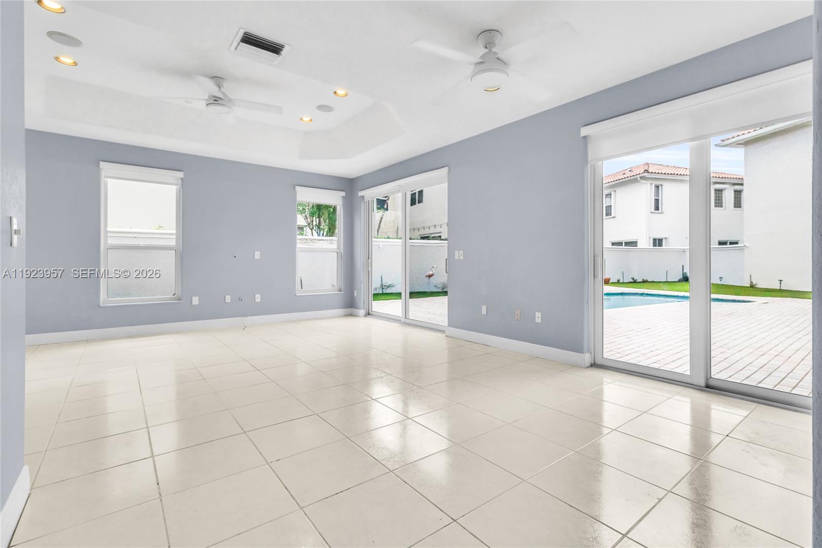 1547 Mariner Way, Hollywood FL 33019