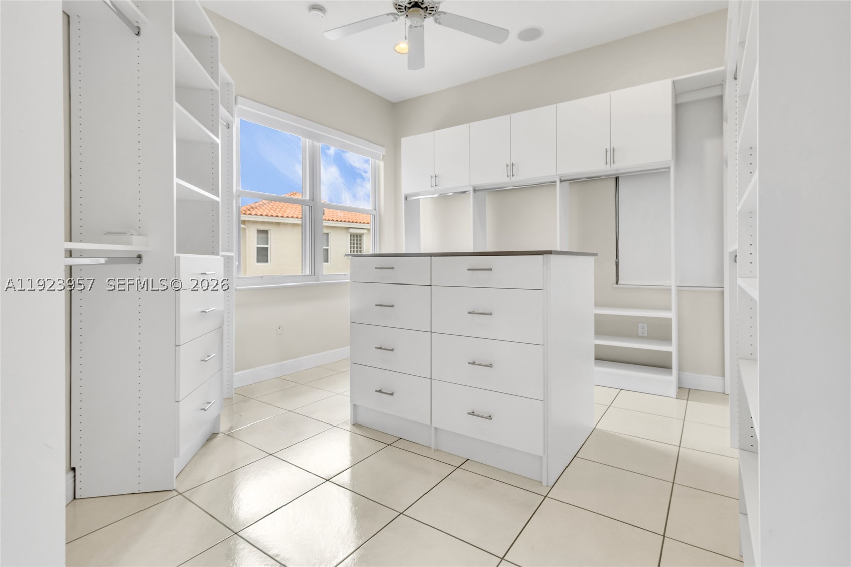1547 Mariner Way, Hollywood FL 33019