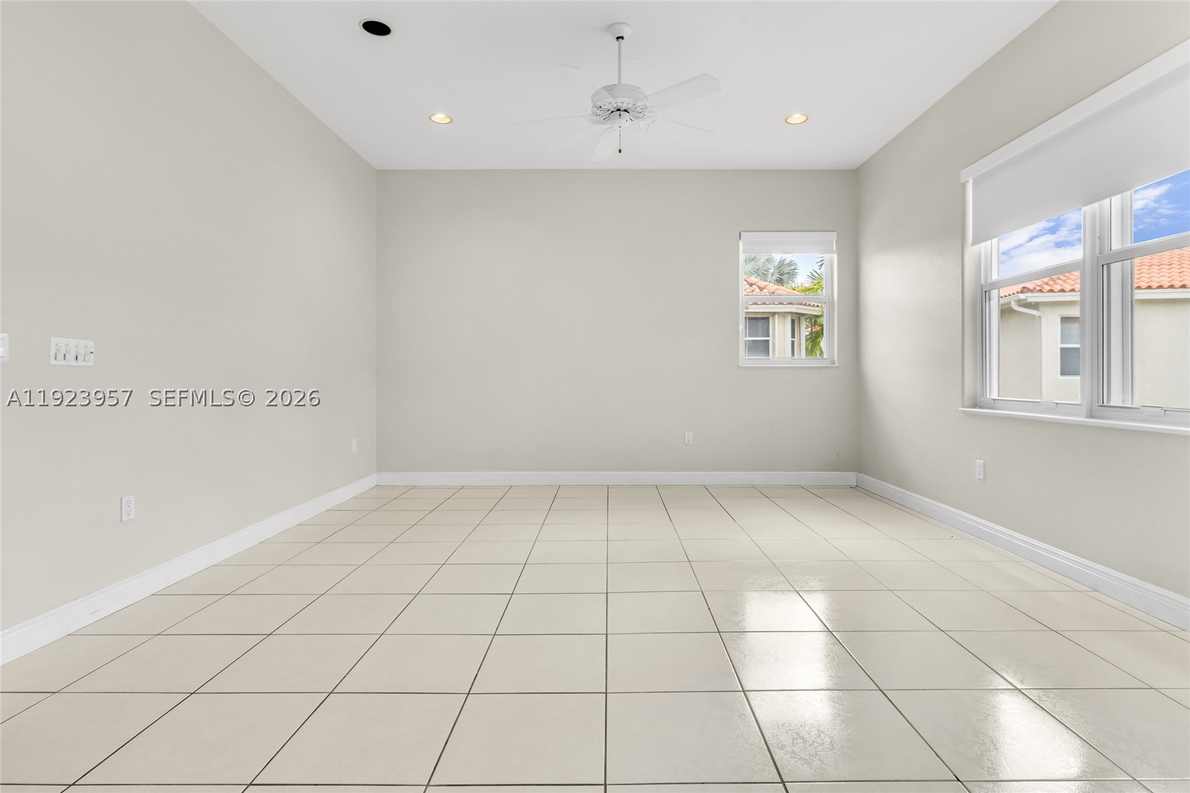 1547 Mariner Way, Hollywood FL 33019