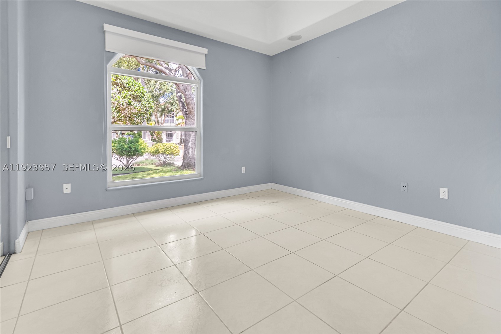 1547 Mariner Way, Hollywood FL 33019