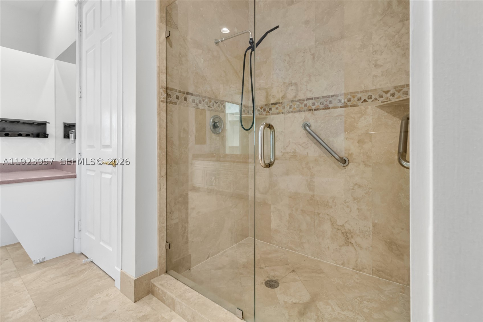 1547 Mariner Way, Hollywood FL 33019