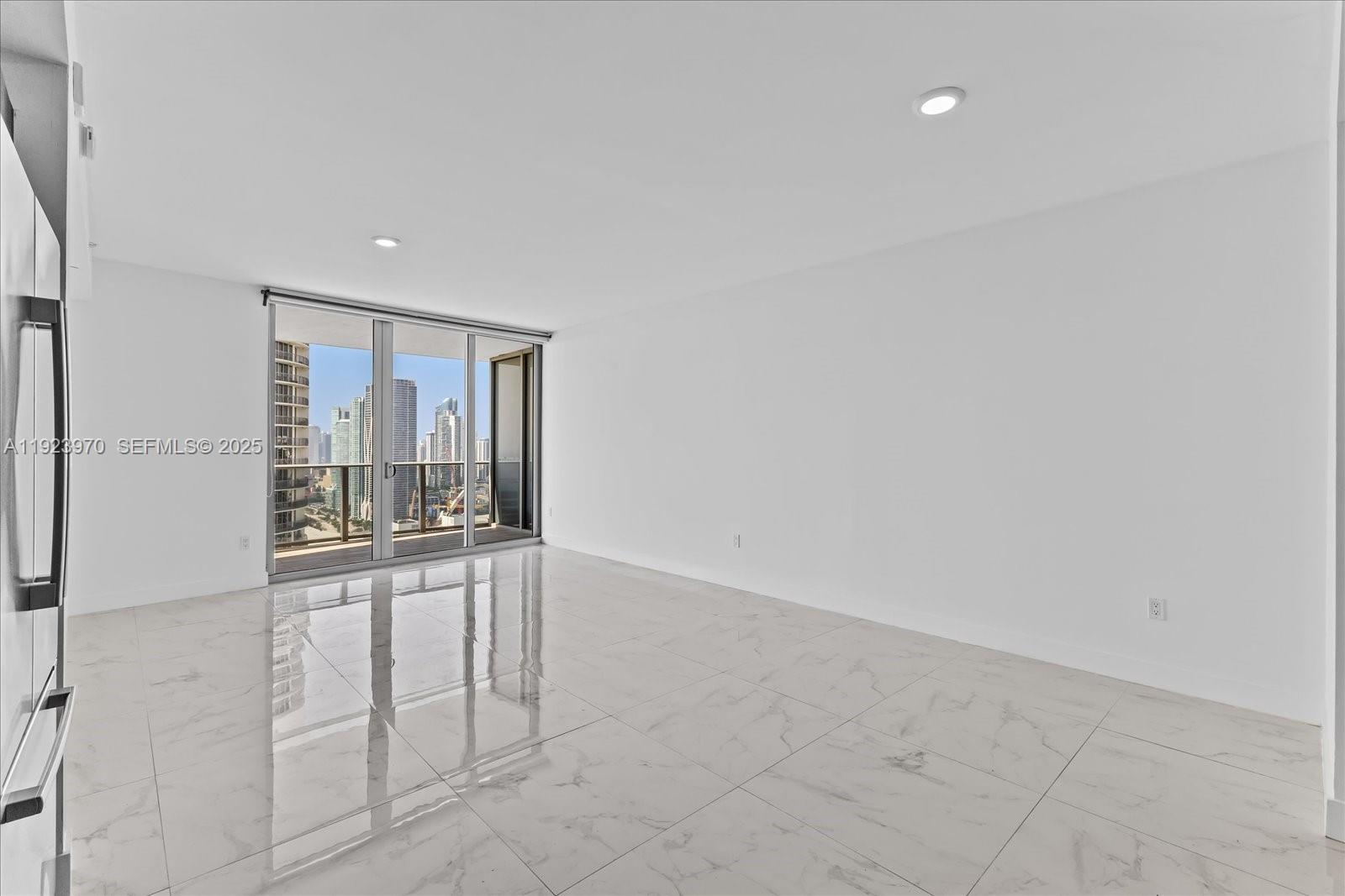 488 NE 18 #4102, Miami FL 33132