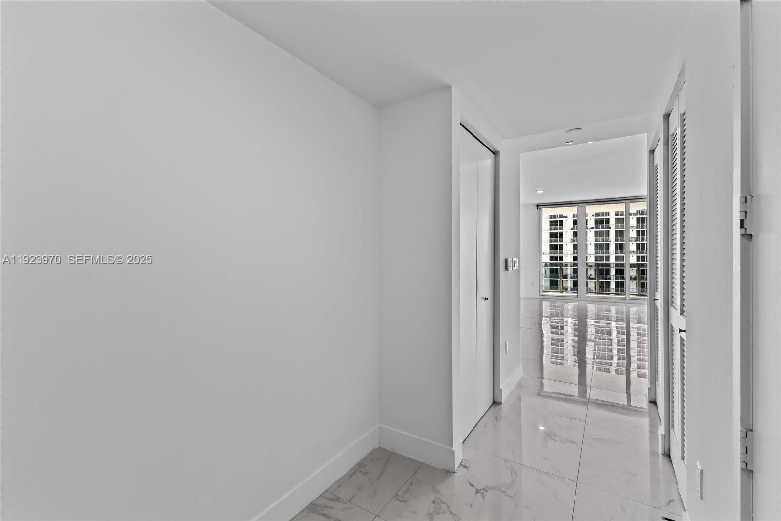 488 NE 18 #4102, Miami FL 33132