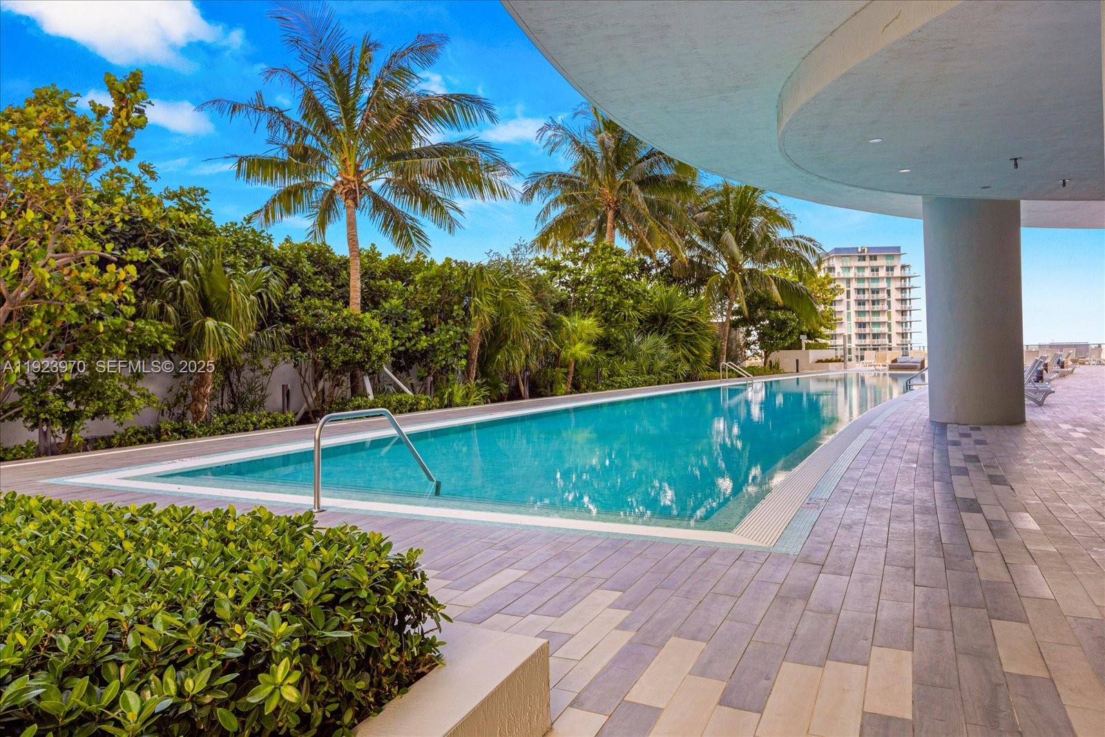 488 NE 18 #4102, Miami FL 33132