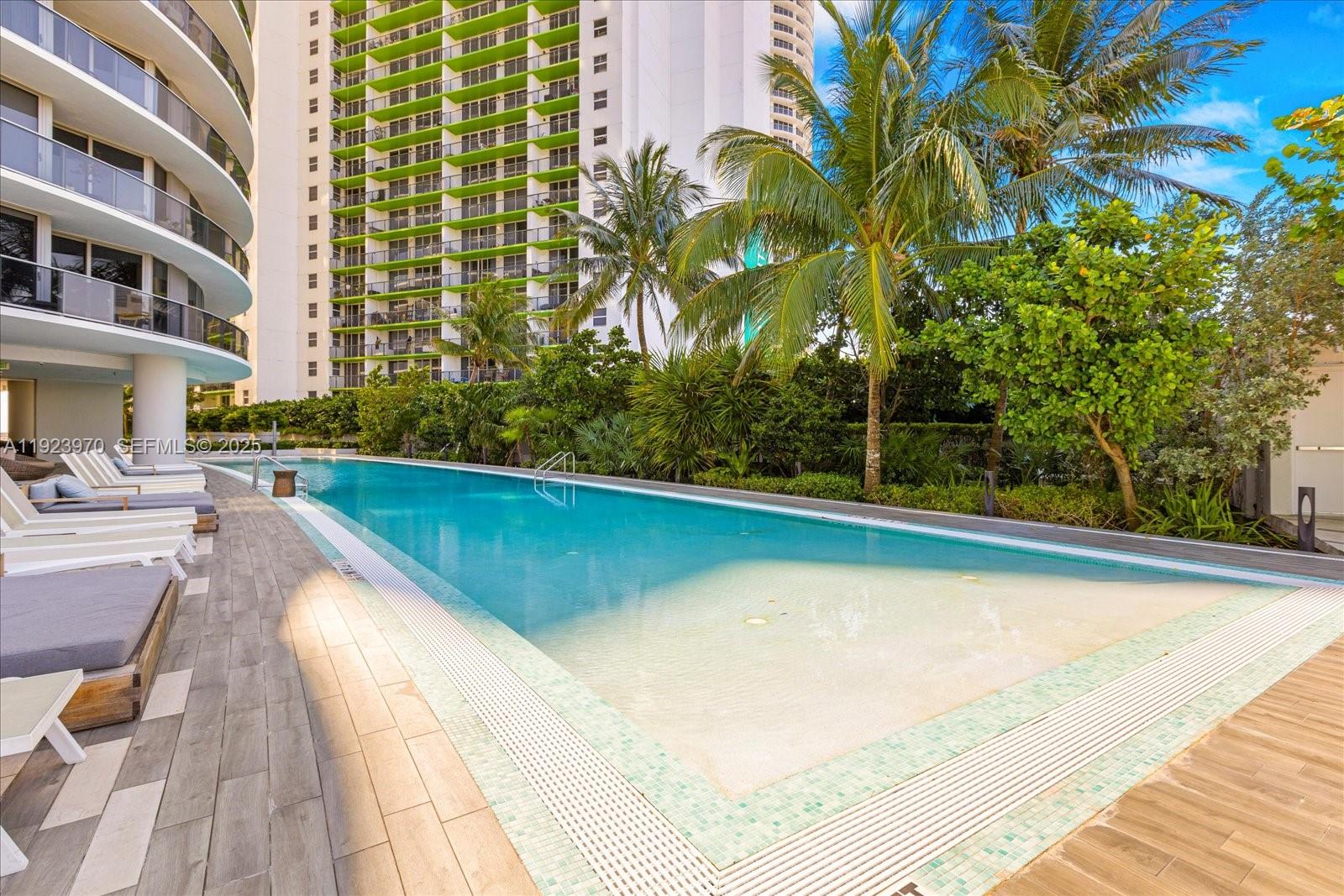 488 NE 18 #4102, Miami FL 33132