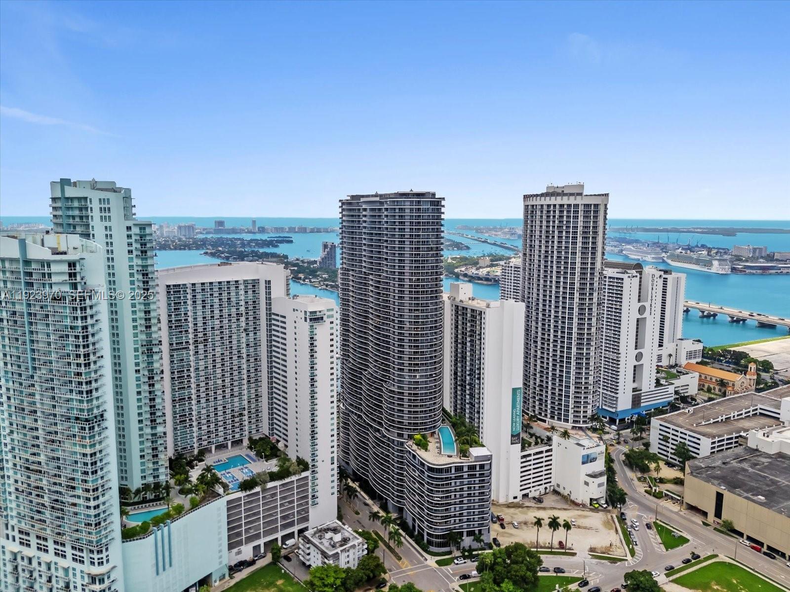 488 NE 18 #4102, Miami FL 33132