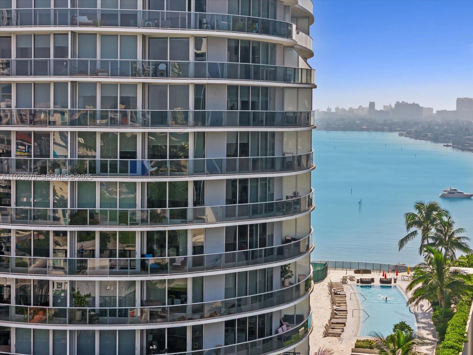 488 NE 18 #4102, Miami FL 33132
