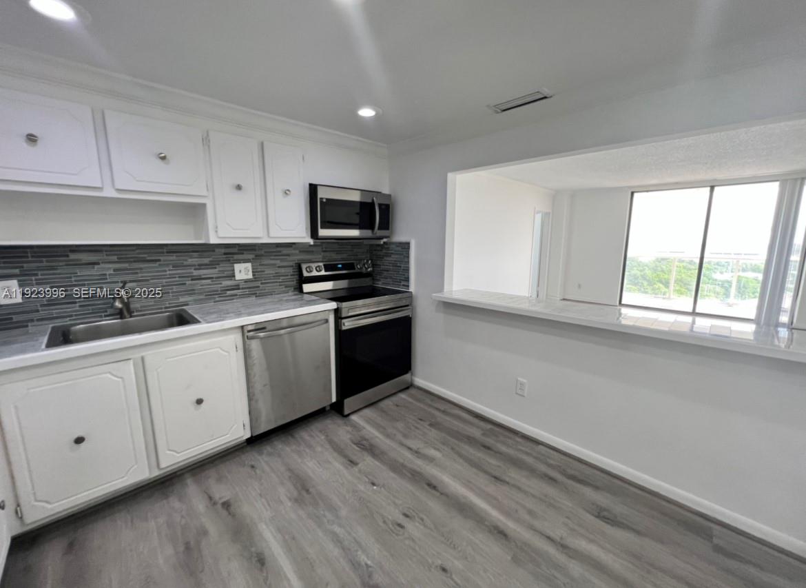 13499 Biscayne Blvd #1205, North Miami FL 33181
