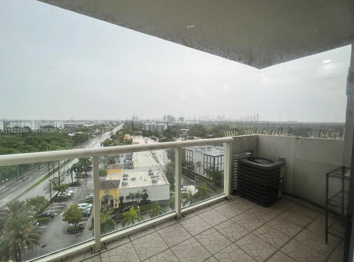 13499 Biscayne Blvd #1205, North Miami FL 33181