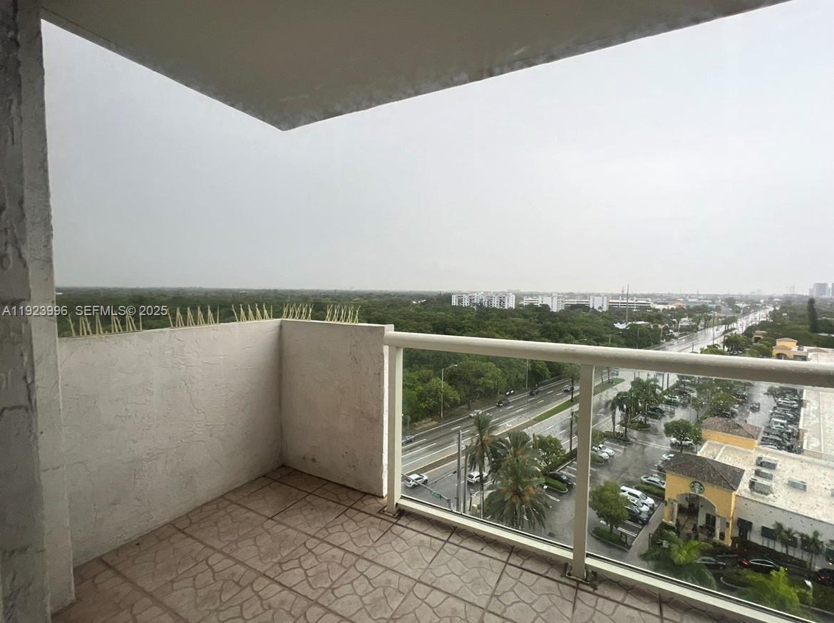 13499 Biscayne Blvd #1205, North Miami FL 33181