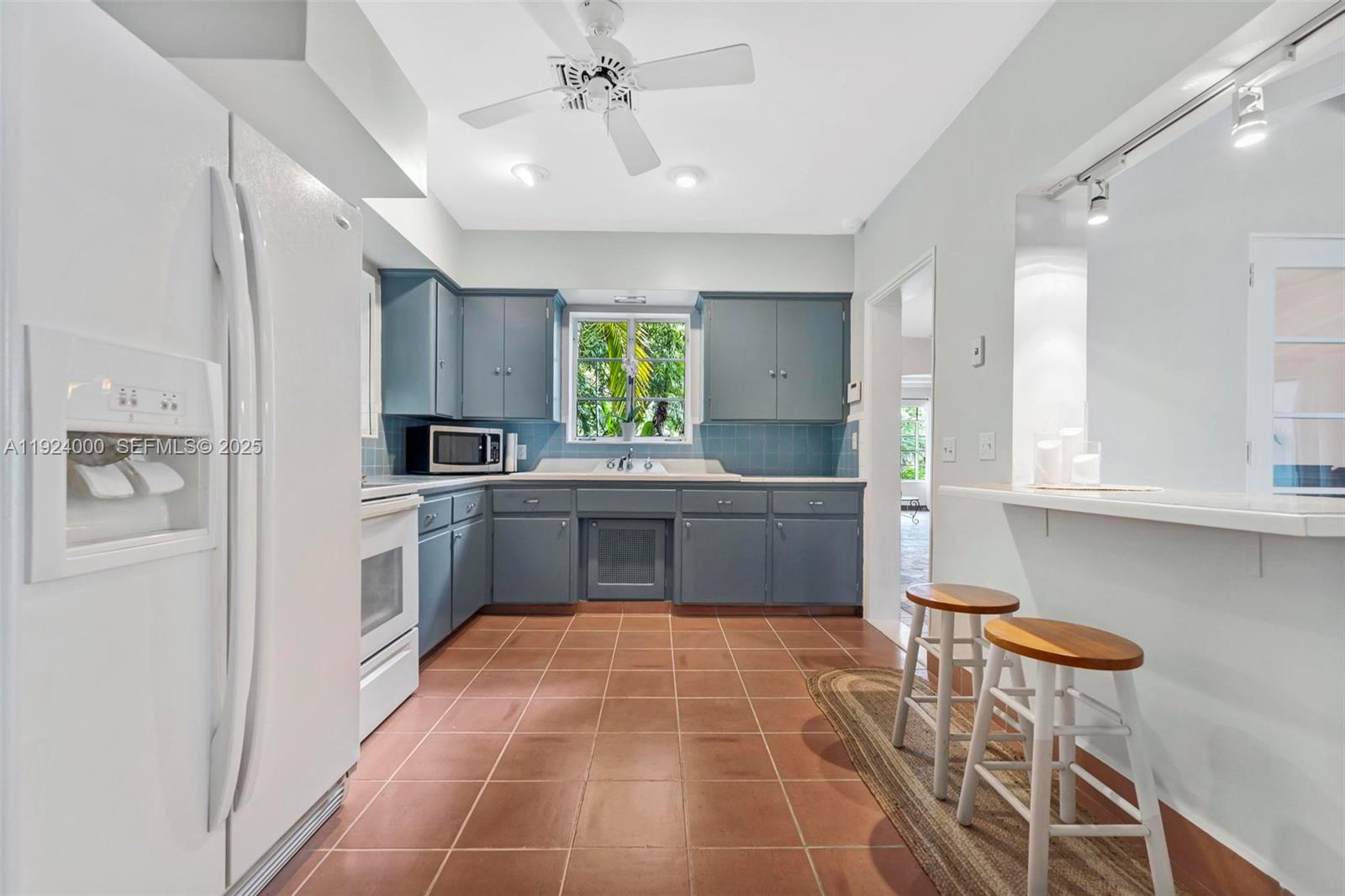492 NE 55th St, Miami FL 33137