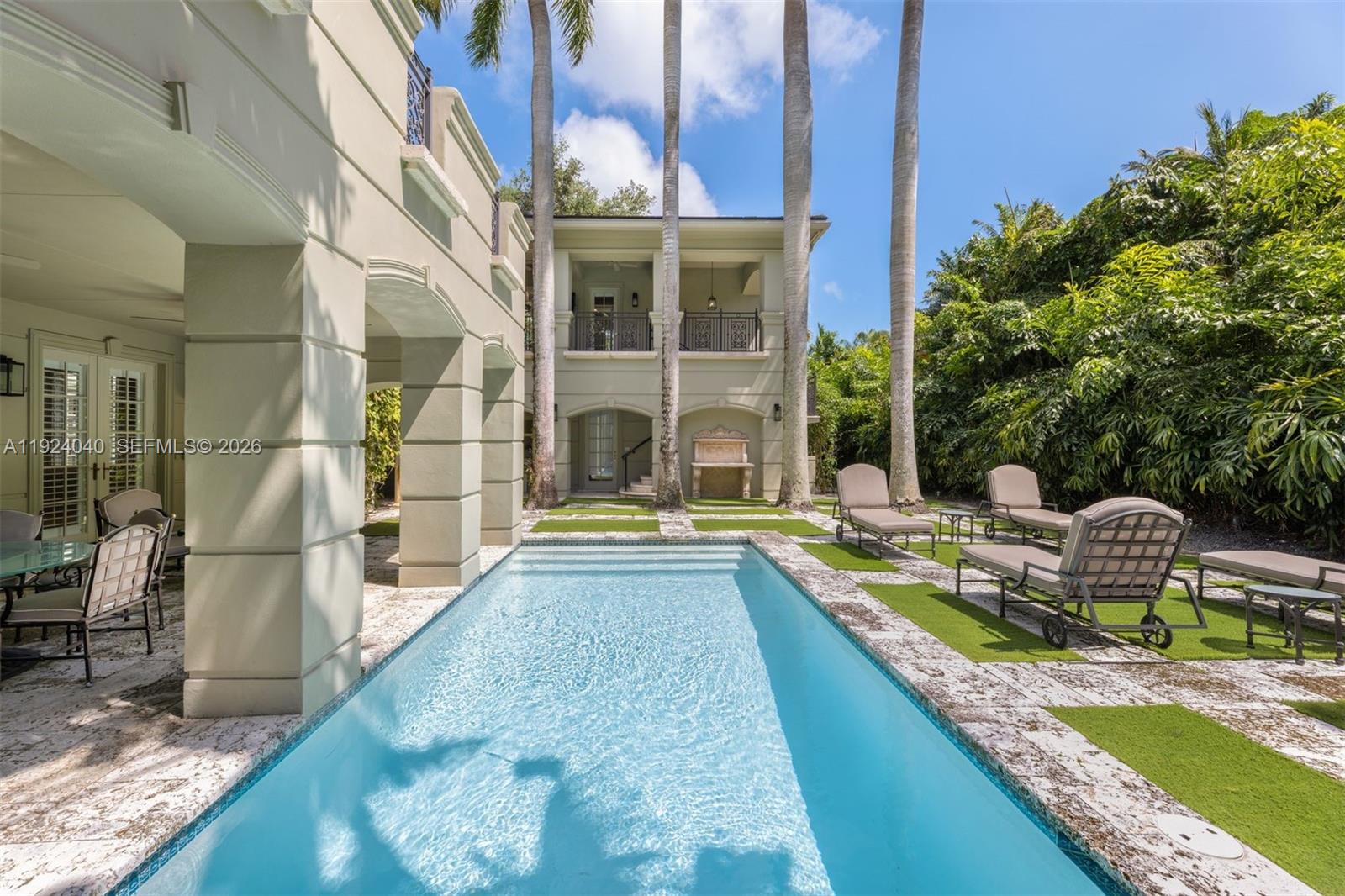 3460 S Moorings Way, Miami FL 33133