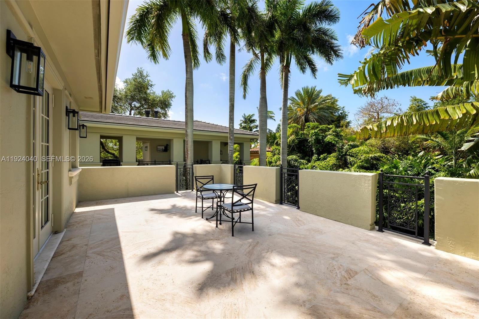 3460 S Moorings Way, Miami FL 33133