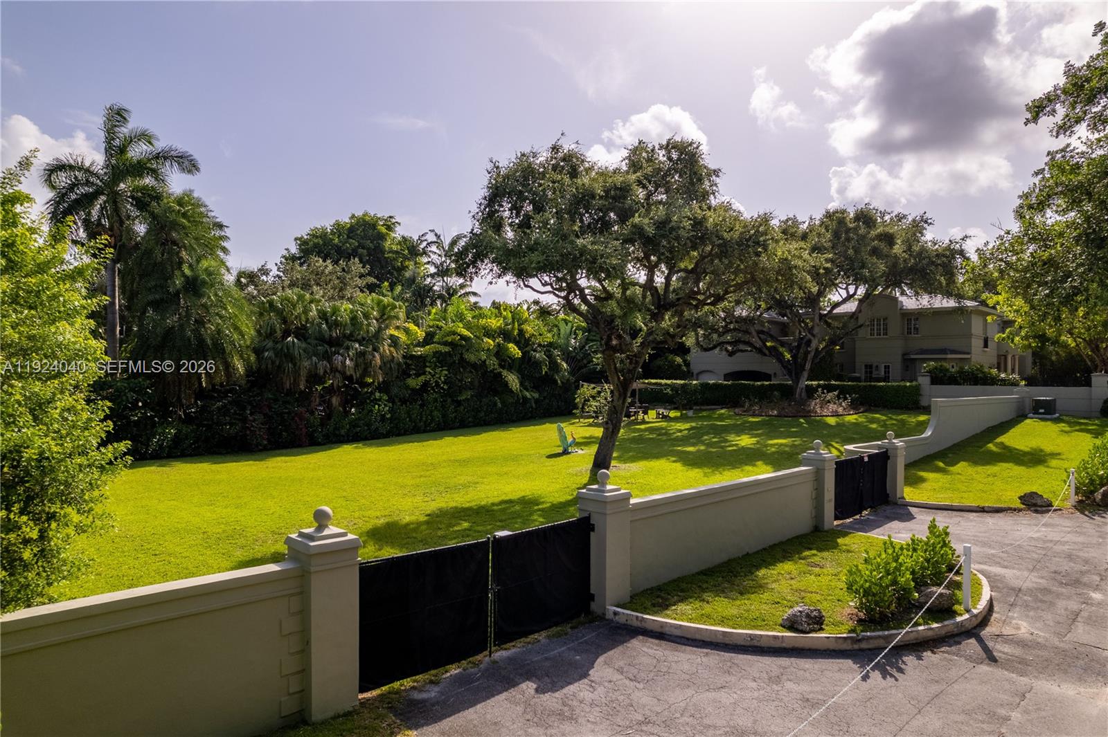 3460 S Moorings Way, Miami FL 33133