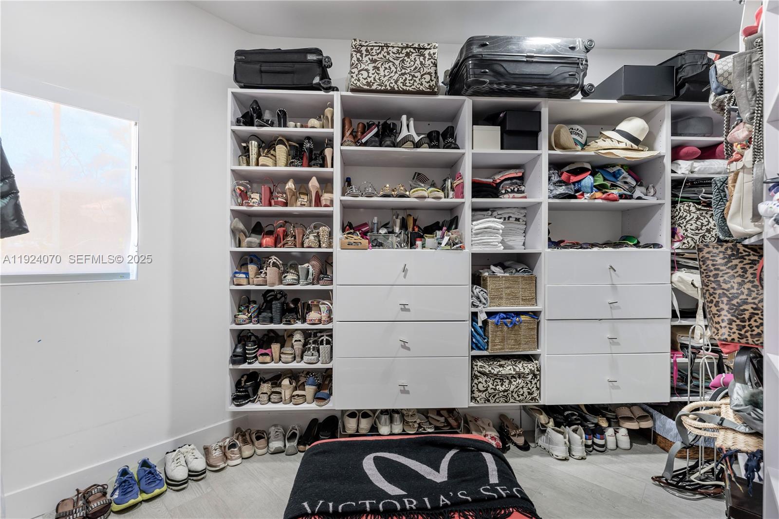 18460 NE 30th Ave #18460, Aventura FL 33160