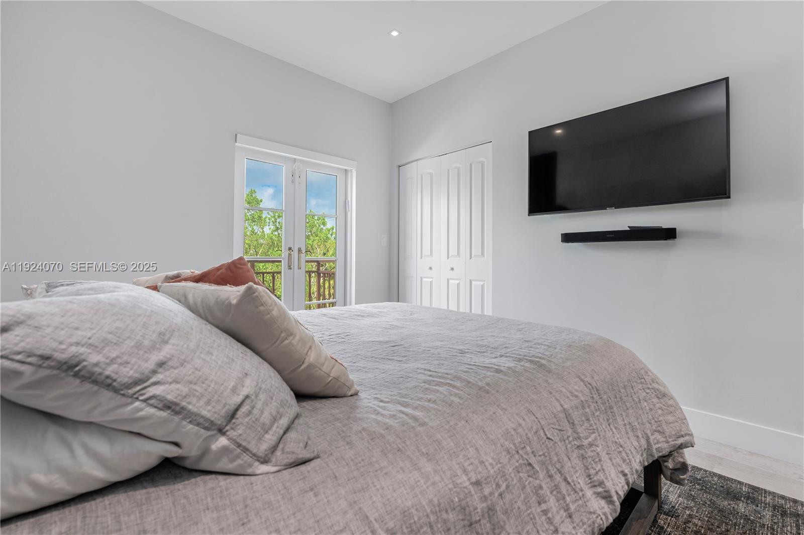 18460 NE 30th Ave #18460, Aventura FL 33160