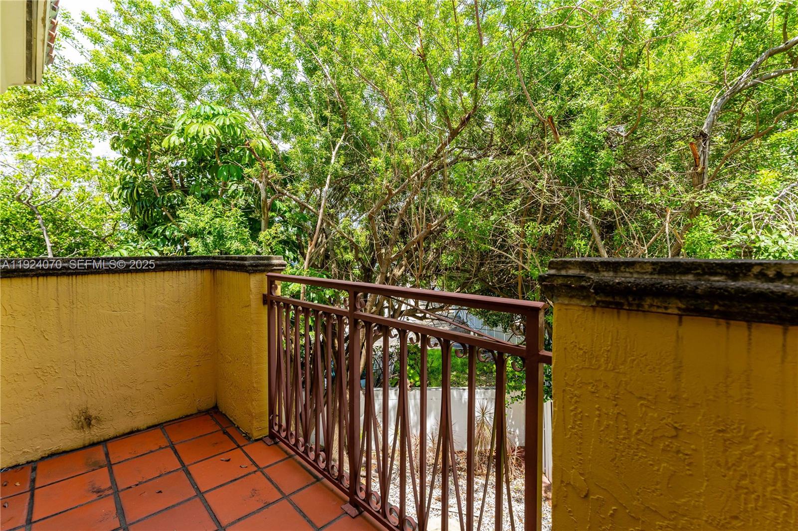 18460 NE 30th Ave #18460, Aventura FL 33160