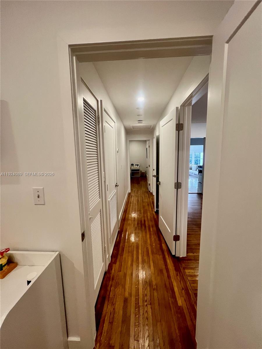 1558 Sevilla Ave, Coral Gables FL 33134