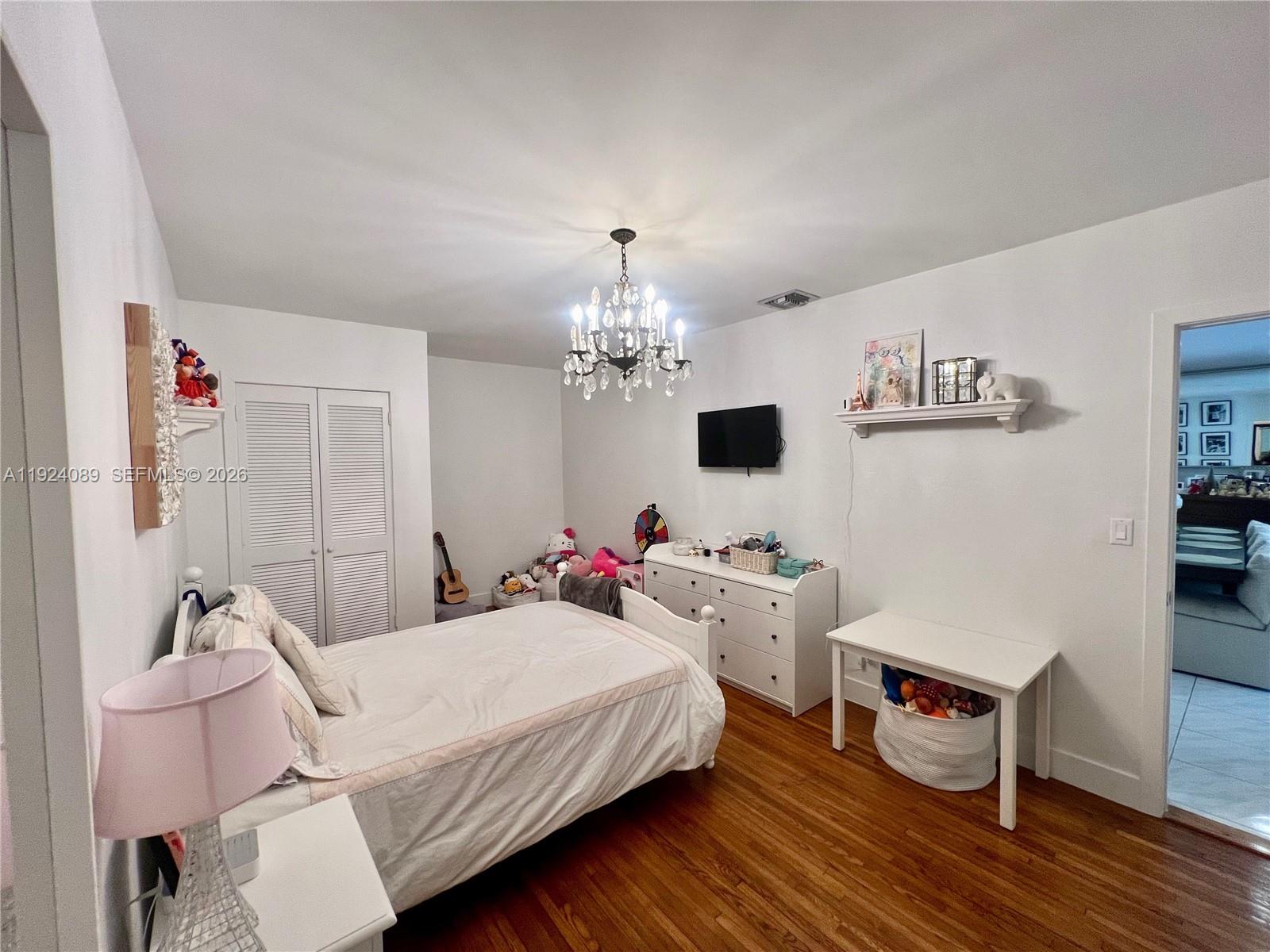 1558 Sevilla Ave, Coral Gables FL 33134