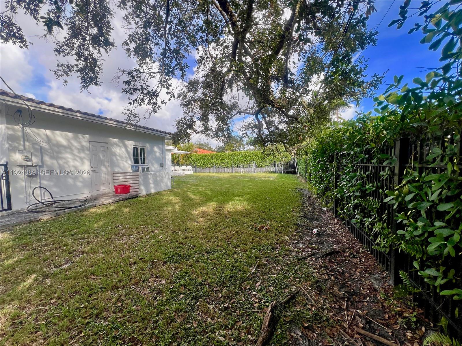 1558 Sevilla Ave, Coral Gables FL 33134