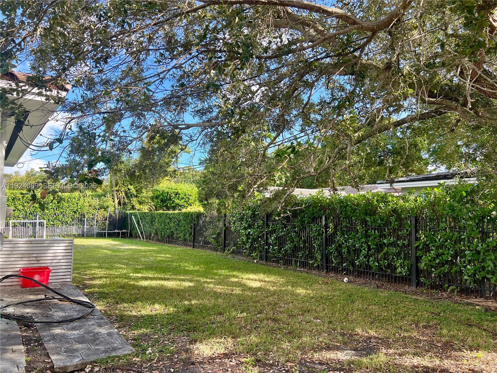 1558 Sevilla Ave, Coral Gables FL 33134