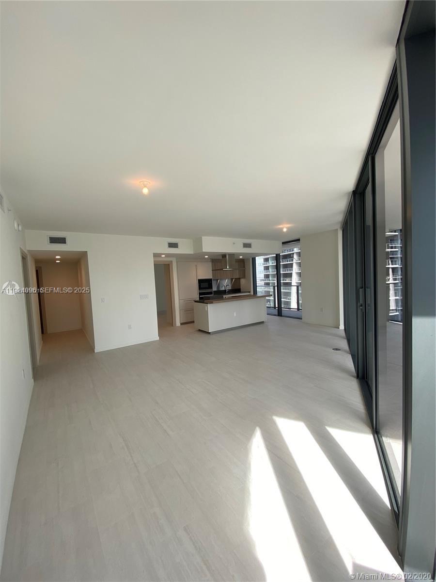 1000 Brickell Plaza #3501, Miami FL 33131