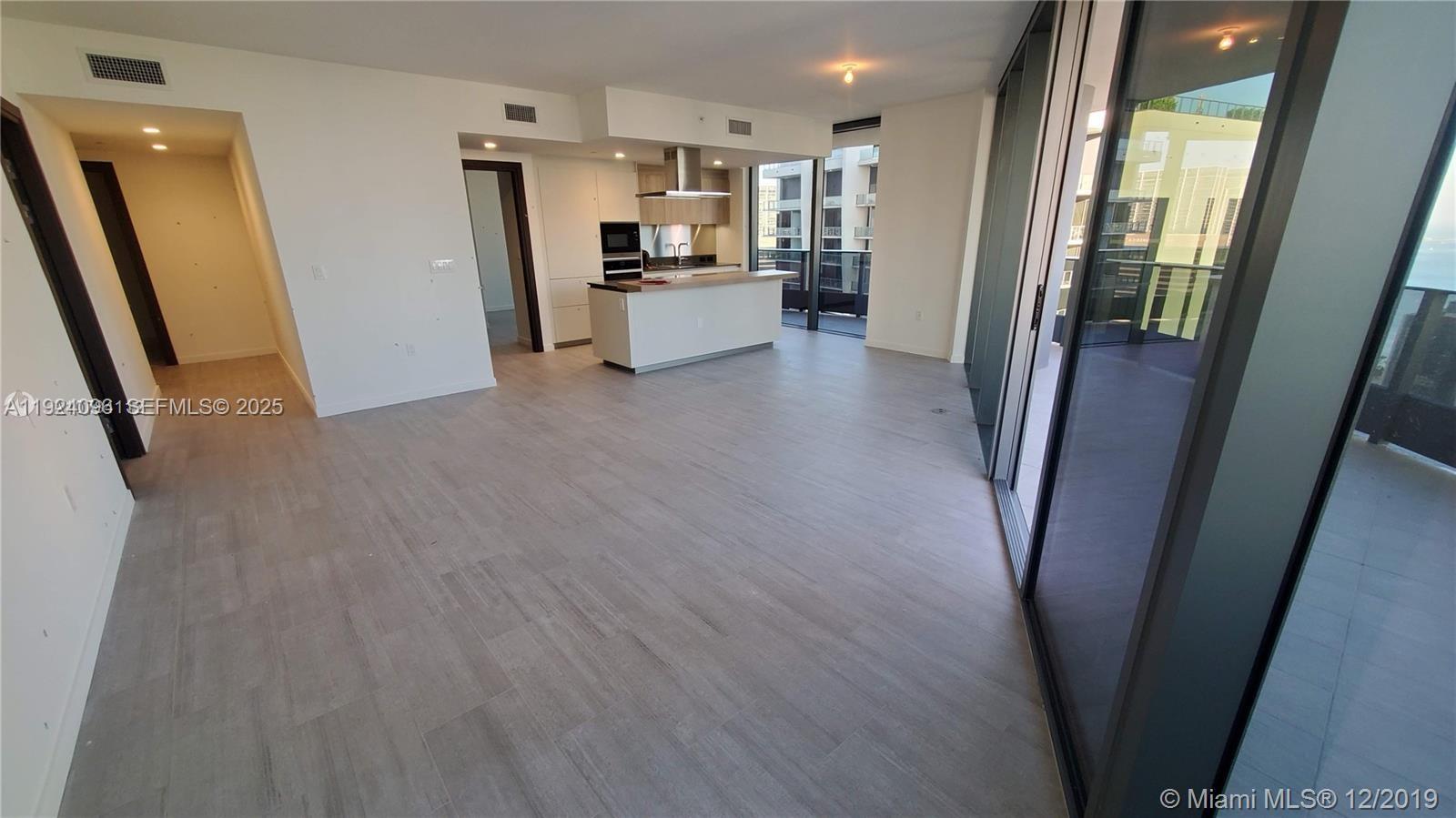 1000 Brickell Plaza #3501, Miami FL 33131