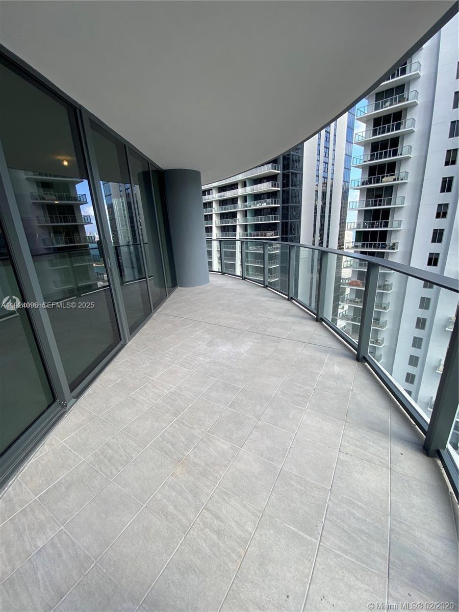 1000 Brickell Plaza #3501, Miami FL 33131