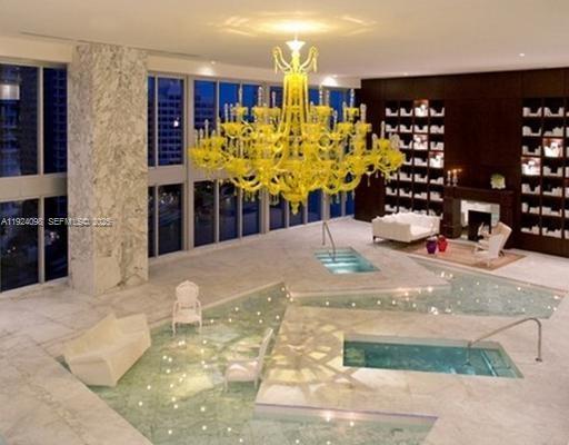475 Brickell Ave #910, Miami FL 33131
