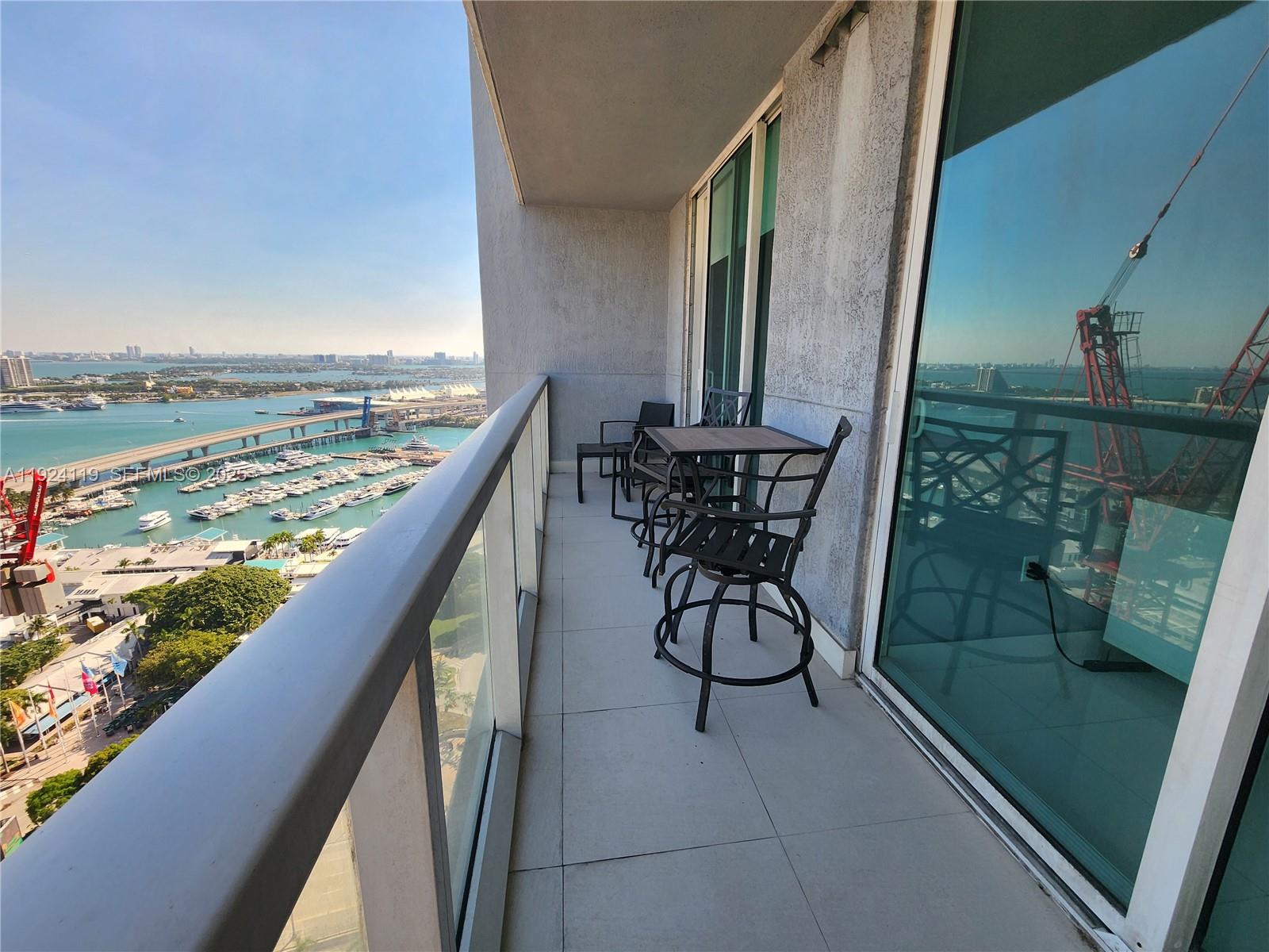 244 Biscayne Blvd #3006, Miami FL 33132