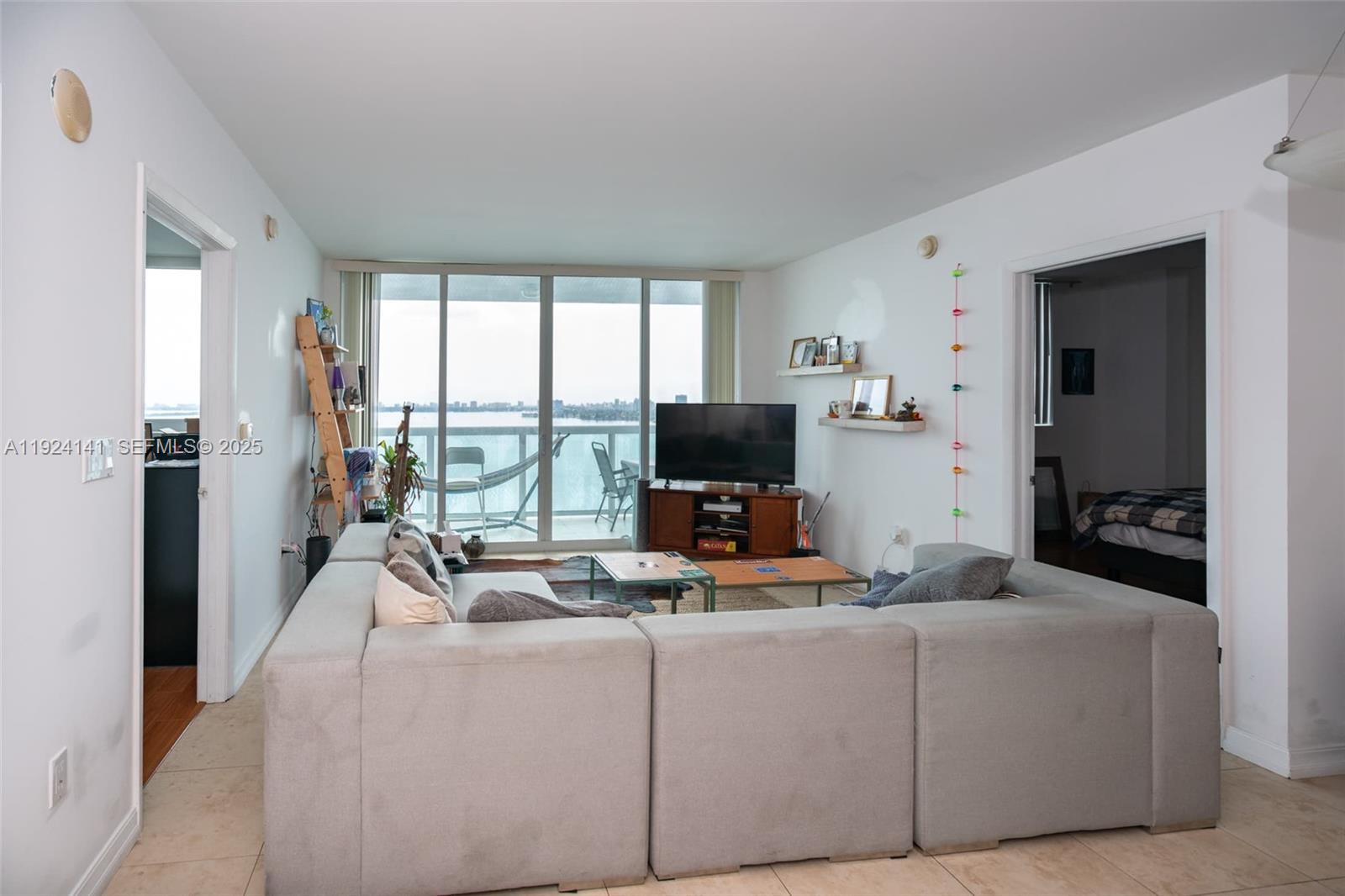 Miami FL 33132 - A11924141