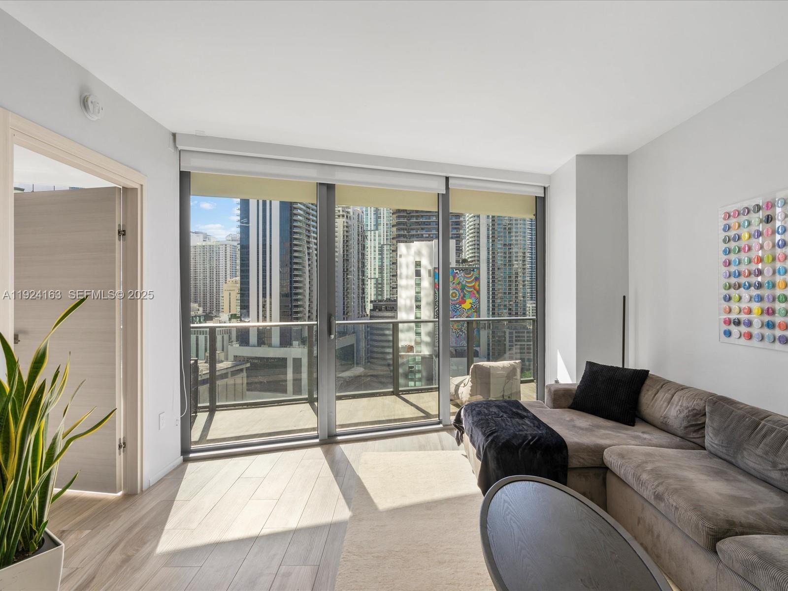 801 S Miami Ave #1603, Miami FL 33130