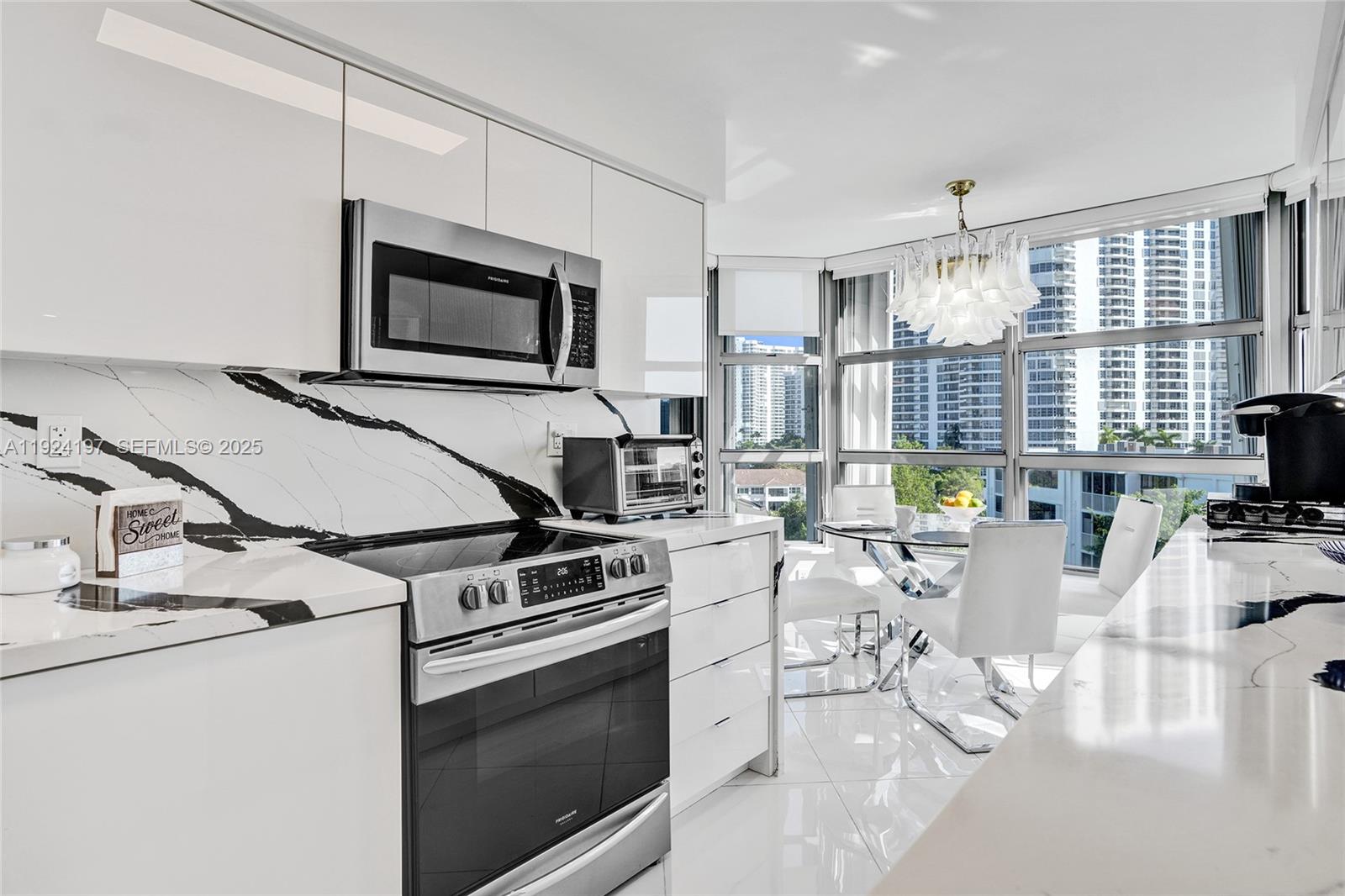 3400 NE 192nd St #612, Aventura FL 33180