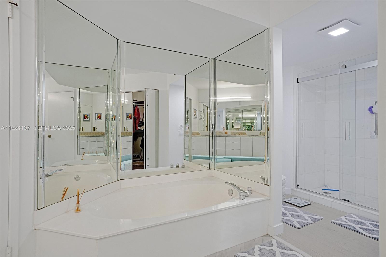3400 NE 192nd St #612, Aventura FL 33180