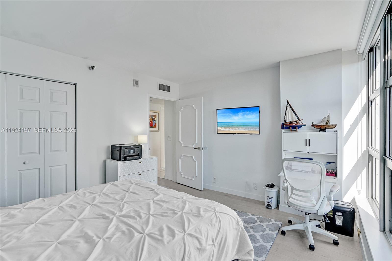 3400 NE 192nd St #612, Aventura FL 33180