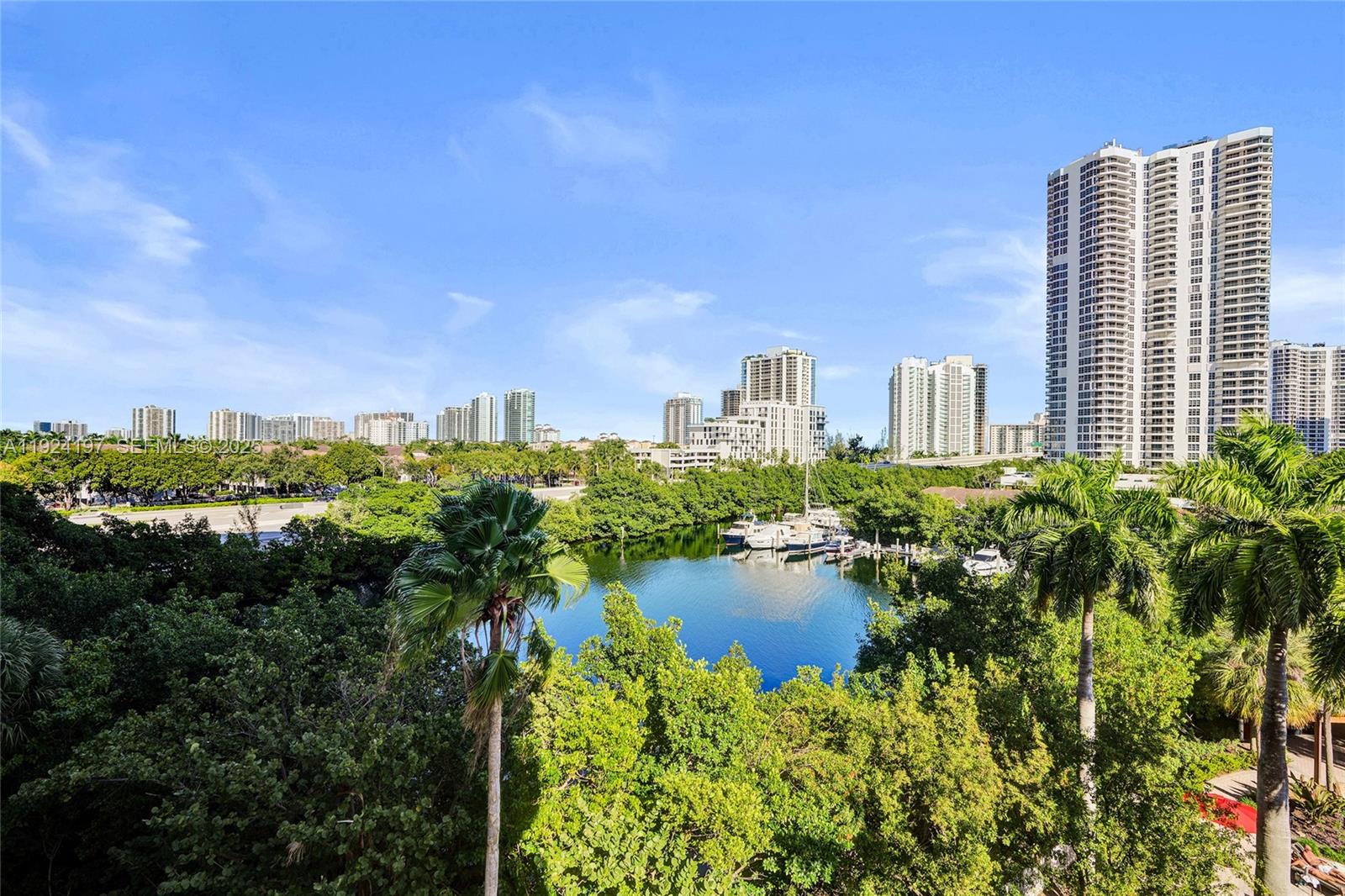 3400 NE 192nd St #612, Aventura FL 33180