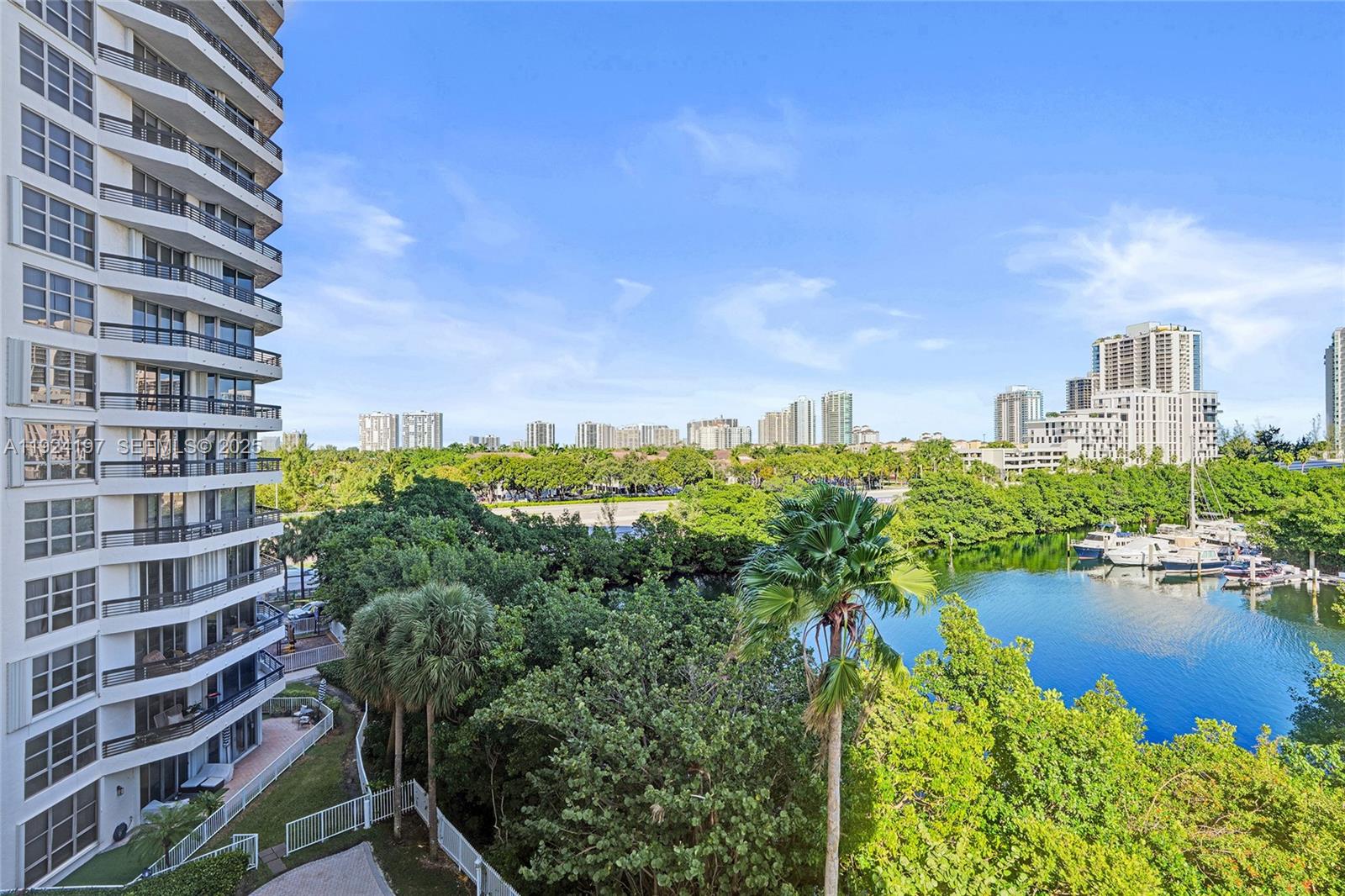 3400 NE 192nd St #612, Aventura FL 33180