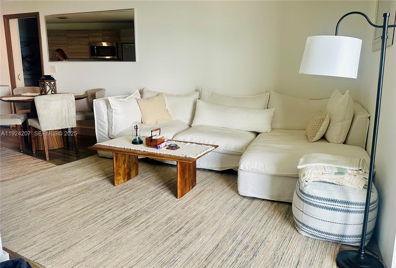 121 NE 34th St #3014, Miami FL 33137