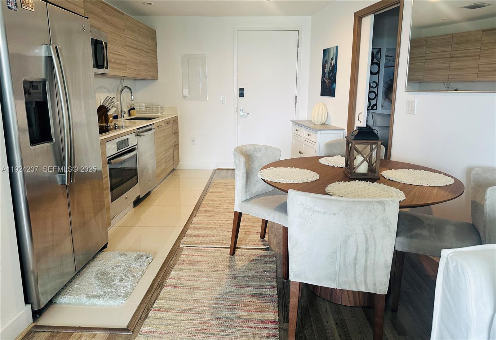 121 NE 34th St #3014, Miami FL 33137