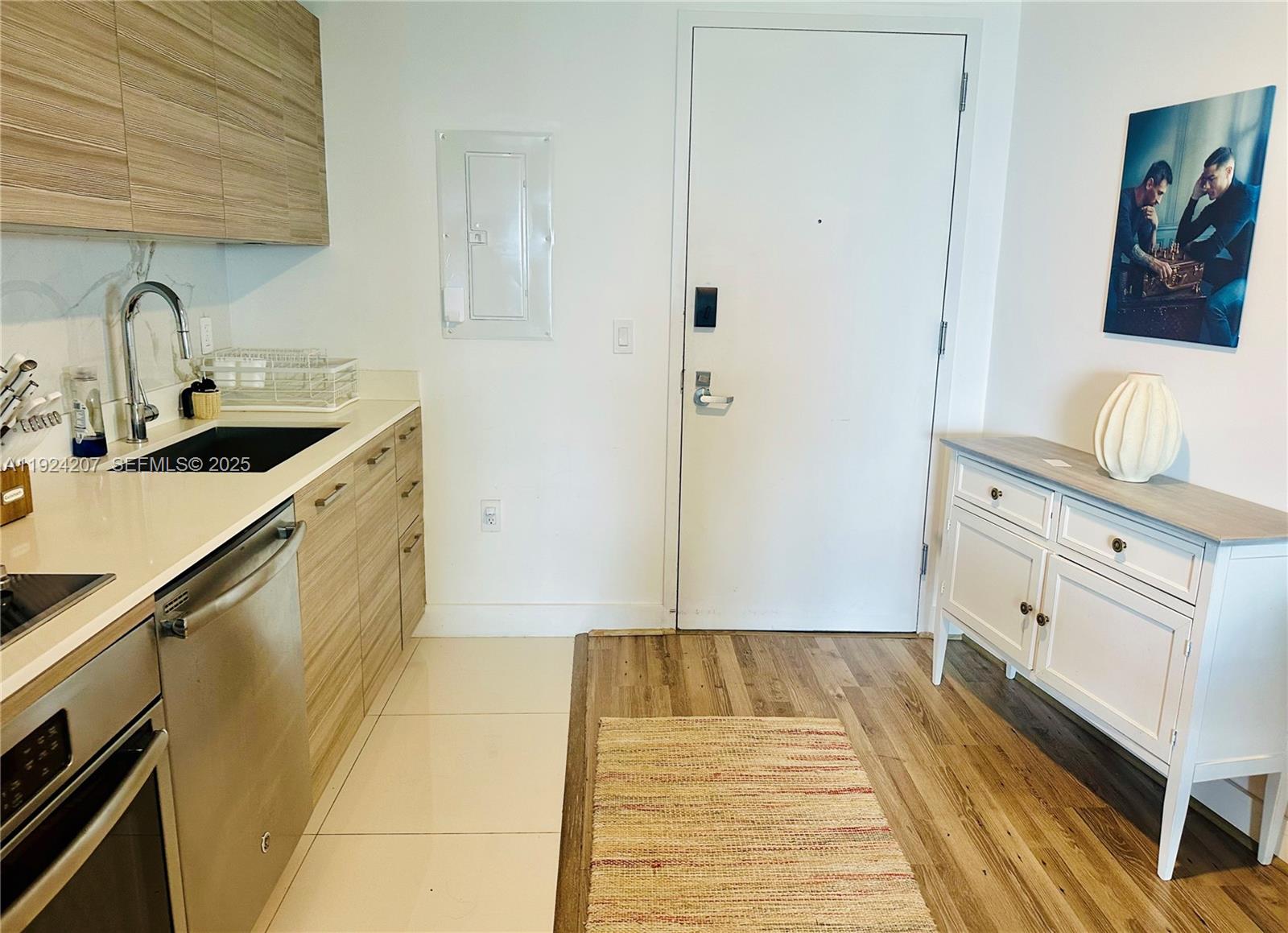121 NE 34th St #3014, Miami FL 33137