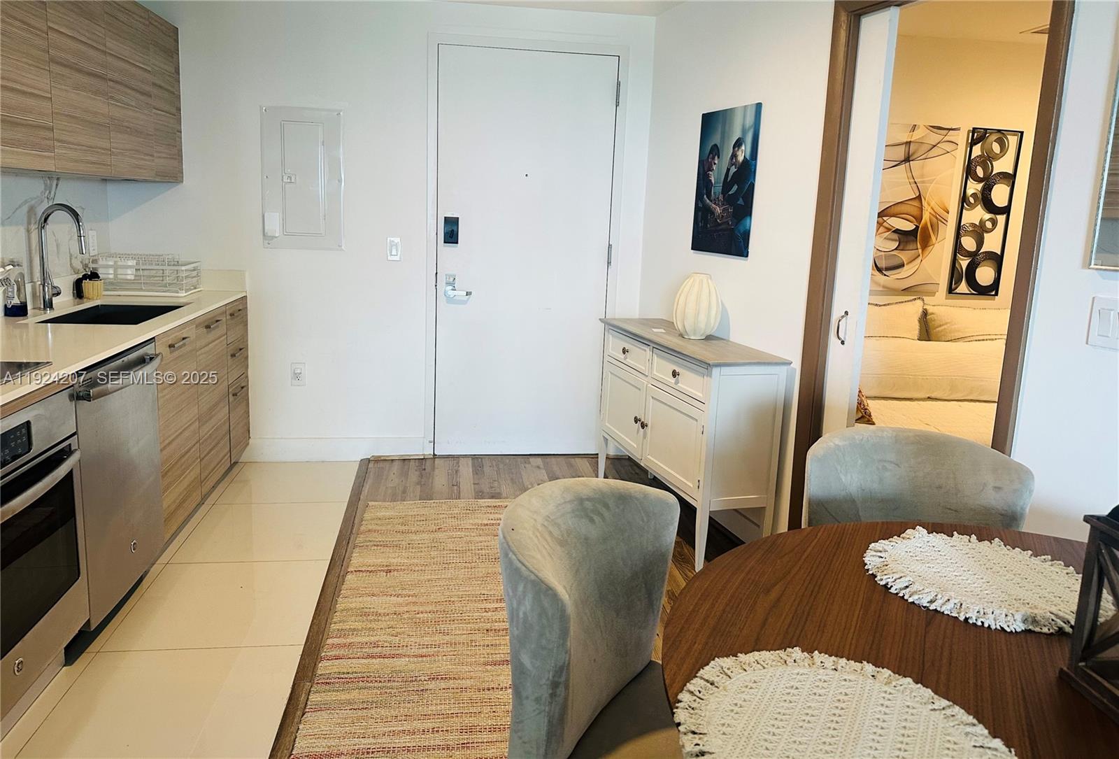 121 NE 34th St #3014, Miami FL 33137