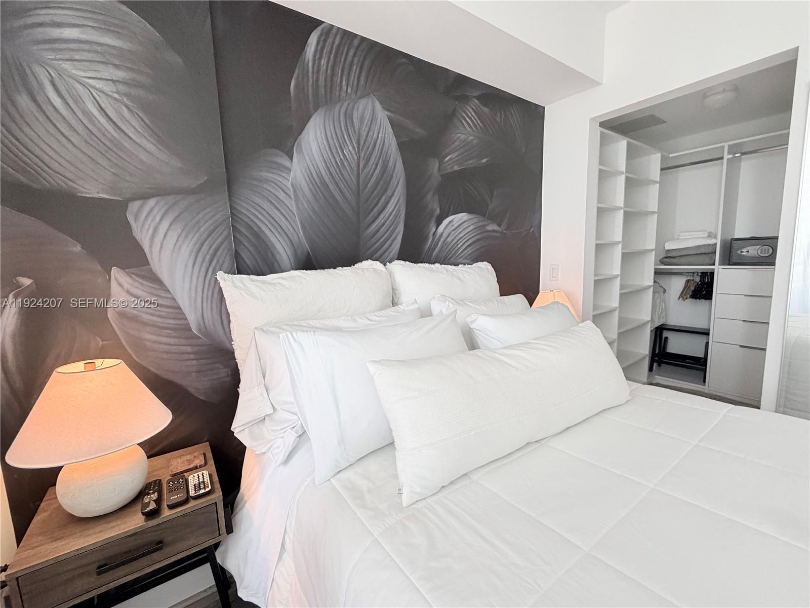 121 NE 34th St #3014, Miami FL 33137