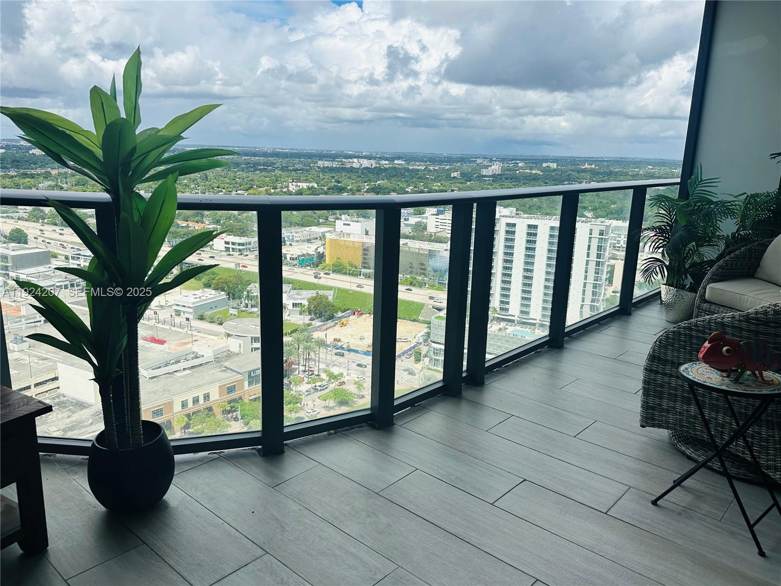 121 NE 34th St #3014, Miami FL 33137